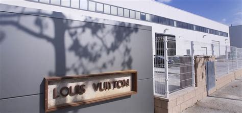 louis vuitton girona fábrica|Louis Vuitton’s new site in Girona is ready, along with the new .